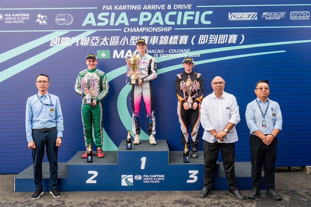 To mesterskaber på to uger: Signe Pejs Ørnbøll vinder nyt DM og en asiatisk titel.
(Foto: FIA Arrive and Drive Asia-Pacific)